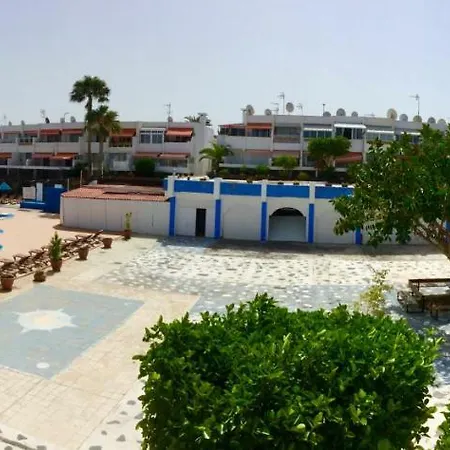 Apartamento Privado Con Piscina Διαμέρισμα Costa Del Silencio