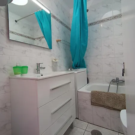 Apartamento Privado Con Piscina アパート コスタ・デル・シレンチオ
